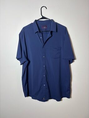 UNTUCKit Navy Short-Sleeve Button-Down Shirt